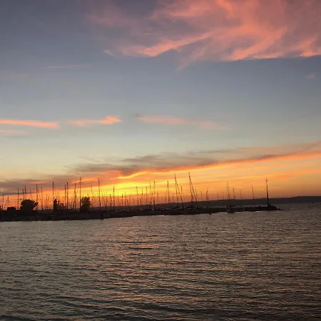 Apartment Sun And Beach Vacation In Siofok