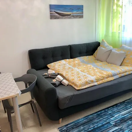 Апартаменты Sun And Beach Vacation In